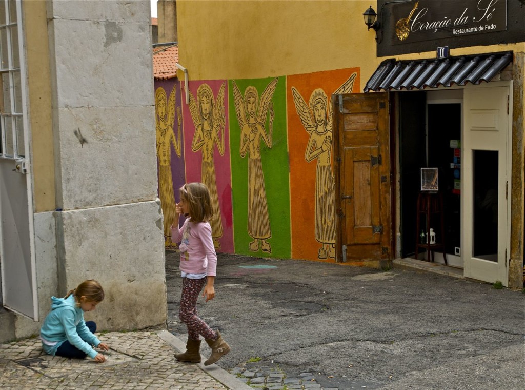 girls in angel alley