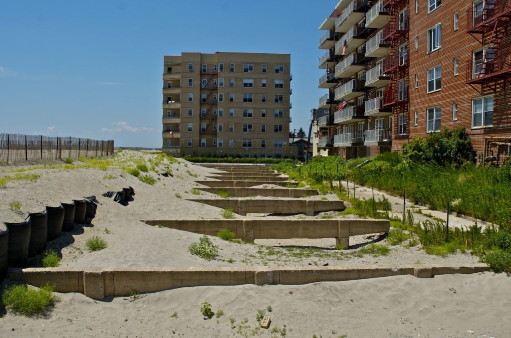 boardwalk in waiting